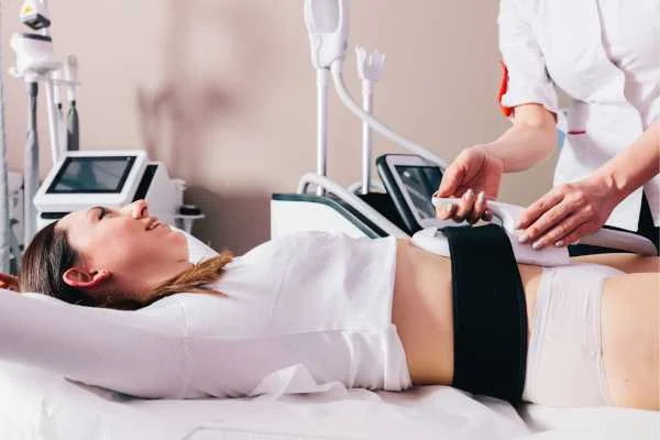 woman having body sculpting to help improve her body image and her mental health Birkenhead